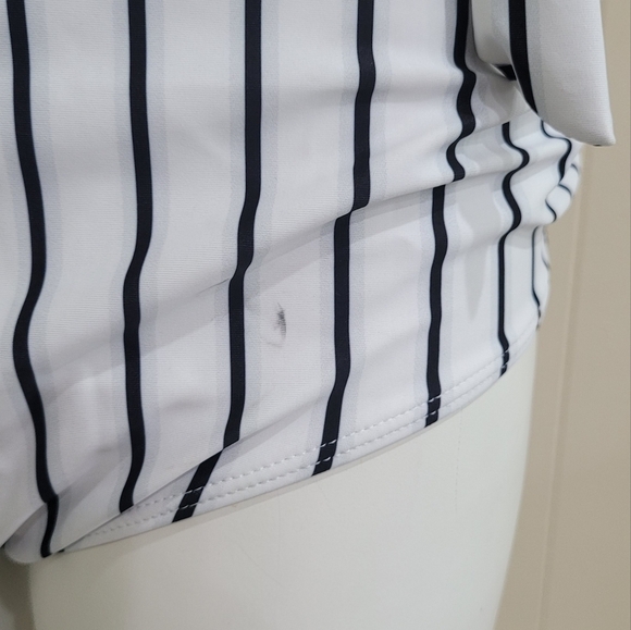 Tempotrek Maternity Swimsuit One Piece Elegant V Neck Pregnancy Swimwear Tie XXL - Picture 4 of 9